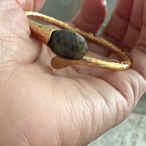 ☄️UNIQUE PADE VAVRA BRACELET☄️ - Picture 3 of 4